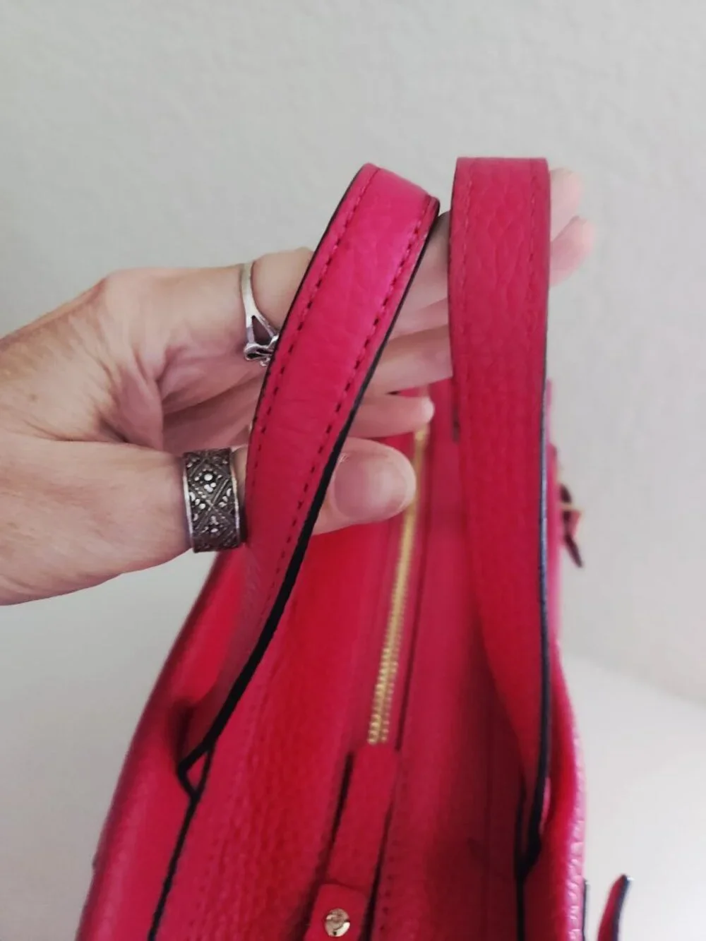 Kate Spade New York Fushia Leather Shoulder Bag Purse